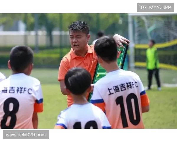 15岁青训球员乔治不幸离世足球界沉痛悼念年轻生命凋零